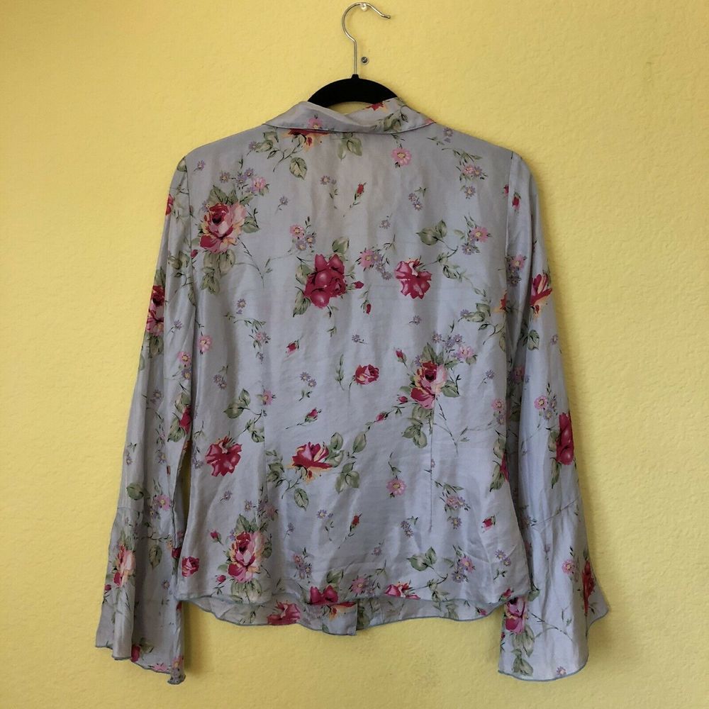 Johnny Was Light Blue Silk Blouse Floral Sz M - Picture 7 of 8